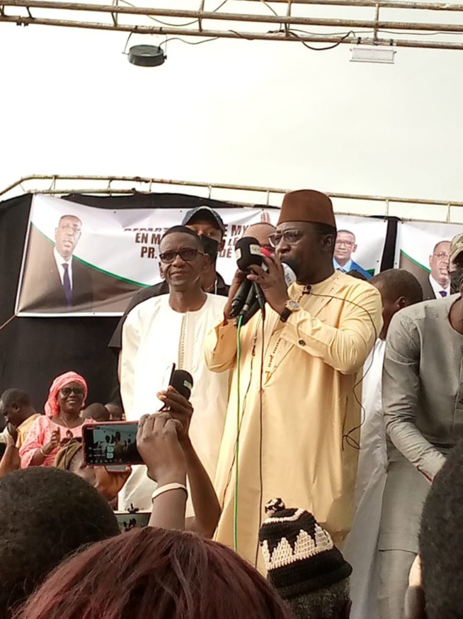 Pape Maël THIAM: "Ne soyez pas des jeunes qui insultent, qui brûlent, qui saccagent". Pape Maël THIAM: "Ne soyez pas des jeunes qui insultent, qui brûlent, qui saccagent".