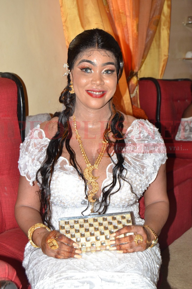 Mariage: Les différentes Sangne Sé du top model Aicha Fall. Admirez les images Mariage: Les différentes Sangne Sé du top model Aicha Fall. Admirez les images