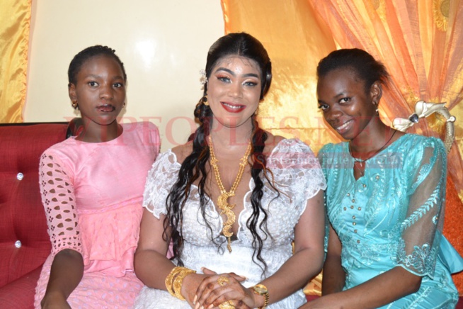 Mariage: Les différentes Sangne Sé du top model Aicha Fall. Admirez les images Mariage: Les différentes Sangne Sé du top model Aicha Fall. Admirez les images