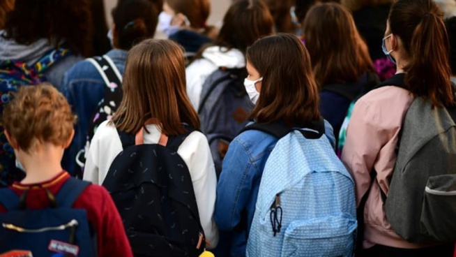Covid-19: un collège de 900 élèves ferme pour une semaine