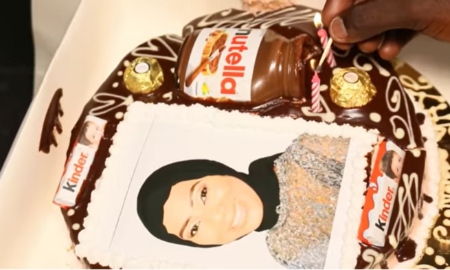 Les chanteuses de Sen P’tit Gallé font une surprise à Ngoné Ndour le jour de son anniversaire (Vidéo) Les chanteuses de Sen P’tit Gallé font une surprise à Ngoné Ndour le jour de son anniversaire (Vidéo)