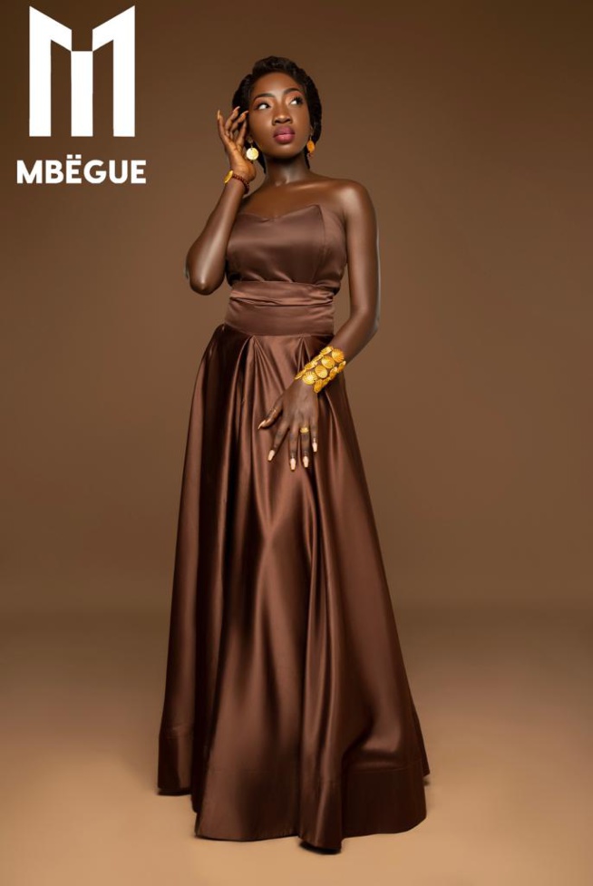 Mbëgue - YAA NGI GAAÑ (Clip Officielle) Mbëgue - YAA NGI GAAÑ (Clip Officielle)