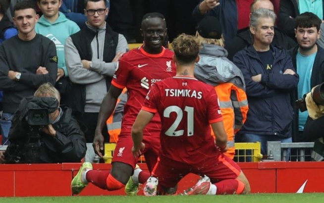 Vidéo – Liverpool : Sadio Mané marque son 100e but en Premier League … Aucun penalty !