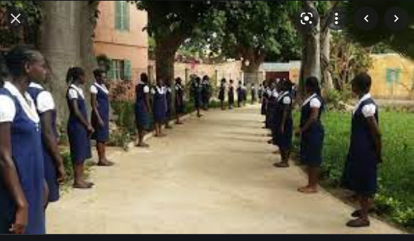 Pour faux acte d’état civil /Une élève recalée de la liste de l’école Mariama Ba: La mairie de Grand Dakar accusée Pour faux acte d’état civil /Une élève recalée de la liste de l’école Mariama Ba: La mairie de Grand Dakar accusée