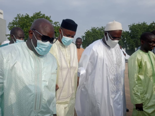 Délégation de YAW à Tivaouane: Le Pur s'éloigne, Serigne Moustapha Sy crée un malaise Délégation de YAW à Tivaouane: Le Pur s'éloigne, Serigne Moustapha Sy crée un malaise