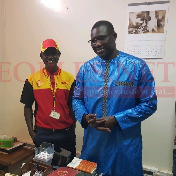 Voici Talla Mbengue de DHL, l'homme qui a reconquit le cœur de Kathy Chimére 8 ans après Voici Talla Mbengue de DHL, l'homme qui a reconquit le cœur de Kathy Chimére 8 ans après