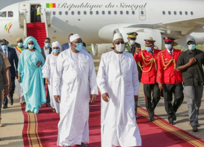 Noo Lank: Ses "10" Commandements à Macky Sall dont ses "pèlerinages" coûteux et la propreté de Dubaï Noo Lank: Ses "10" Commandements à Macky Sall dont ses "pèlerinages" coûteux et la propreté de Dubaï