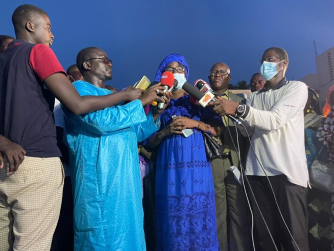 Élections locales 2022 à Keur Massar Nord / La coalition BBY investit le Ministre Assome Aminata Diatta Élections locales 2022 à Keur Massar Nord / La coalition BBY investit le Ministre Assome Aminata Diatta
