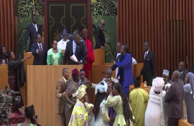 Mamadou Lamine Diallo sur le rendement social : «L’Assemblée nationale est une plaie dans la République» Mamadou Lamine Diallo sur le rendement social : «L’Assemblée nationale est une plaie dans la République»