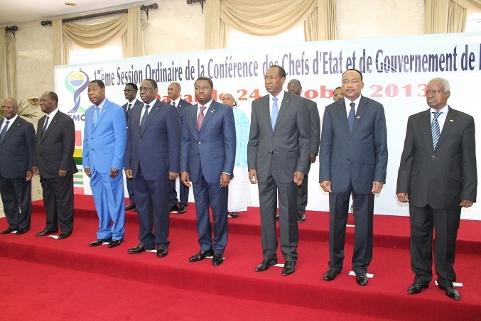 Les images de l'ouverture de la 17ème session ordinaire de la conférence des chefs d’État et de gouvernement de l'Union Economique et Monétaire Ouest Africaine (Uemoa) Les images de l'ouverture de la 17ème session ordinaire de la conférence des chefs d’État et de gouvernement de l'Union Economique et Monétaire Ouest Africaine (Uemoa)