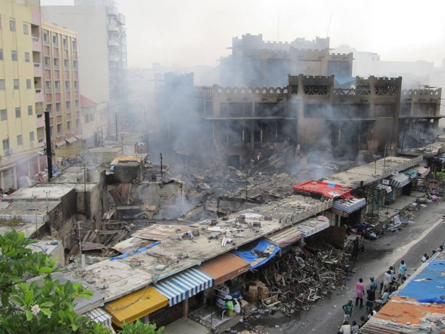 Après l’avertissement et la fermeture  du marché, Sandaga prend feu