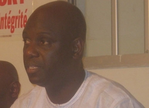 Mansour Faye, Le Frère De Marième Faye Passe Un Sale Quart D’heure À L’Assemblée Mansour Faye, Le Frère De Marième Faye Passe Un Sale Quart D’heure À L’Assemblée