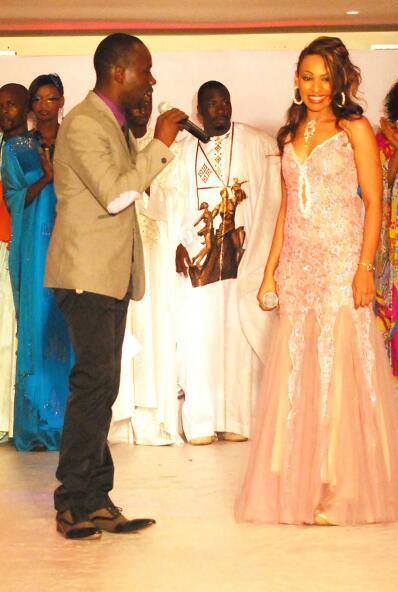 Viviane Chidid souhaite un joyeux anniversaire à DJ Boubs Viviane Chidid souhaite un joyeux anniversaire à DJ Boubs