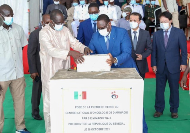 Traitement du cancer: Macky Sall se félicite du lancement des travaux du Centre national d’Oncologie Traitement du cancer: Macky Sall se félicite du lancement des travaux du Centre national d’Oncologie