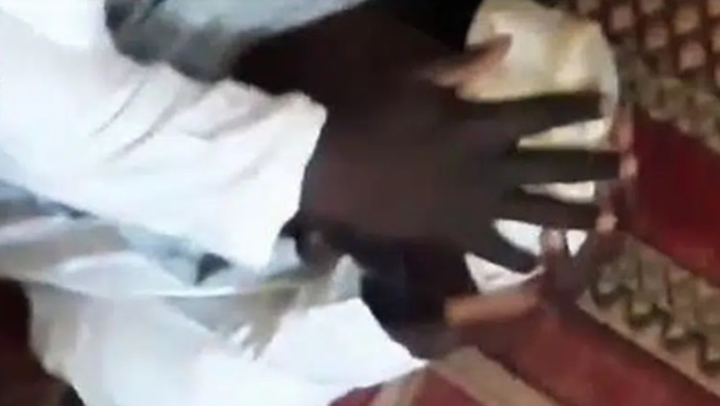 Vélingara: L'imam fracture les deux jambes et le bras du muezzin, acheminé aux urgences Vélingara: L'imam fracture les deux jambes et le bras du muezzin, acheminé aux urgences