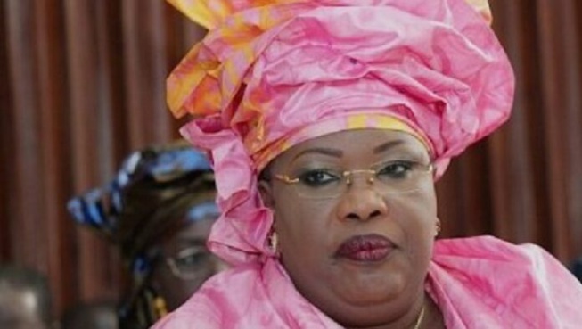 Tension politique : Aminata Mbengue Ndiaye appelle la jeunesse à ignorer les mots d’ordre… Tension politique : Aminata Mbengue Ndiaye appelle la jeunesse à ignorer les mots d’ordre…