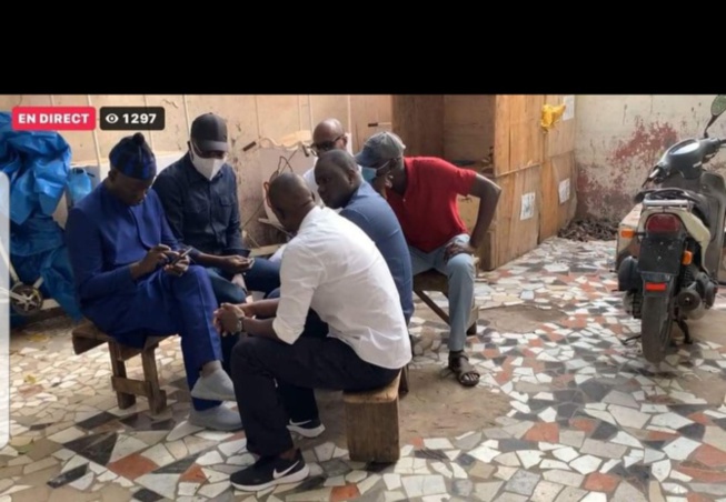 Après la rencontre avec leur leader: Les jeunes de Manko Wattu Sénégal très virulents contre l’opposition Après la rencontre avec leur leader: Les jeunes de Manko Wattu Sénégal très virulents contre l’opposition