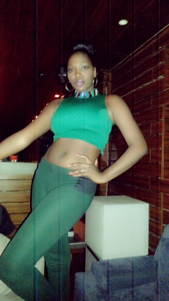 Le jour de son anniversaire, Samira Nicki Diop blesse avec la couleur verte Le jour de son anniversaire, Samira Nicki Diop blesse avec la couleur verte