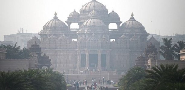 Bientôt un tout premier confinement “pour cause de pollution” à New Delhi?