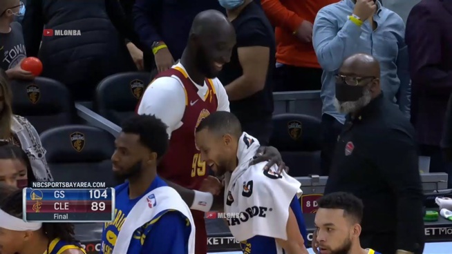 NBA – Steph Curry impressionné par la taille de Tacko Fall : La vidéo fait le buzz, Regardez ! NBA – Steph Curry impressionné par la taille de Tacko Fall : La vidéo fait le buzz, Regardez !