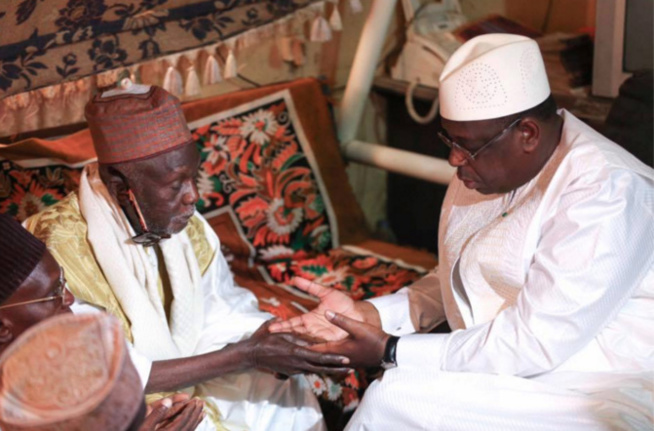 Discours: Le Khalife des Niassènes sermonne la classe politique et adoube Macky Sall Discours: Le Khalife des Niassènes sermonne la classe politique et adoube Macky Sall