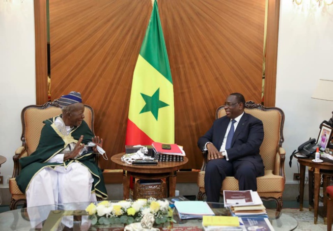 Cheikh Mouhamadoul Mahi Ibrahima Niasse reçu par Macky Sall Cheikh Mouhamadoul Mahi Ibrahima Niasse reçu par Macky Sall