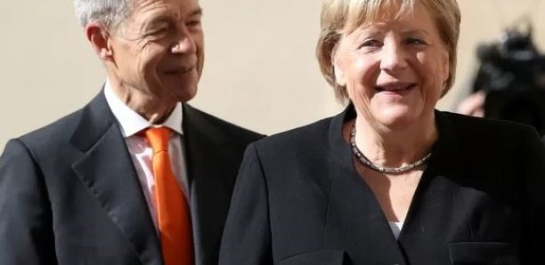 Le mari d’Angela Merkel déplore la “paresse” des Allemands non-vaccinés Le mari d’Angela Merkel déplore la “paresse” des Allemands non-vaccinés