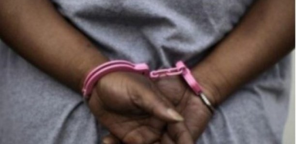 Mbacké : Un monogame, père de 6 enfants, se fait arrêter pour vol de tabac Mbacké : Un monogame, père de 6 enfants, se fait arrêter pour vol de tabac