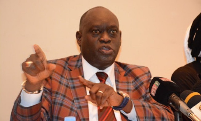 Me El Hadj Diouf sur la suppression du PM : »Ce fut une erreur… » (Vidéo) Me El Hadj Diouf sur la suppression du PM : »Ce fut une erreur… » (Vidéo)