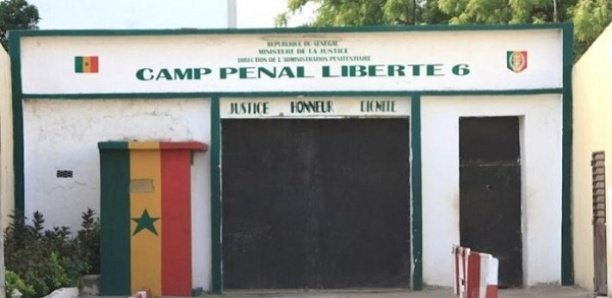 Tirs de sommation au Camp Pénal : Des détenus s’insurgent contre le nouveau chef de cour Tirs de sommation au Camp Pénal : Des détenus s’insurgent contre le nouveau chef de cour