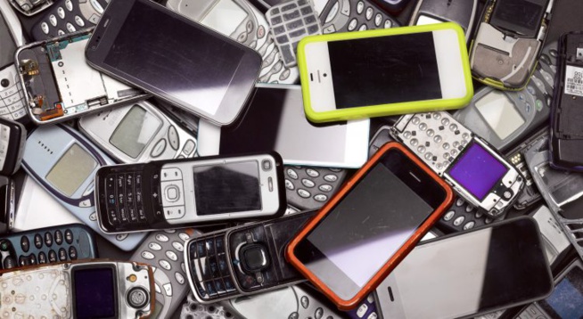 Colobane : Un commerçant arrêté avec 26 portables volés