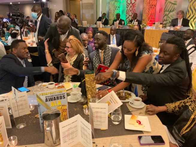 EN IMAGES: Le Pdt Mbagnick Diop relève le défi des AFRICAN LEADERSHIP AFRICANS à New York ce samedi 27 novembre 2021. EN IMAGES: Le Pdt Mbagnick Diop relève le défi des AFRICAN LEADERSHIP AFRICANS à New York ce samedi 27 novembre 2021.
