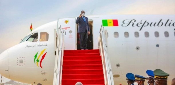 Macky Sall à Rosso Mauritanie pour…