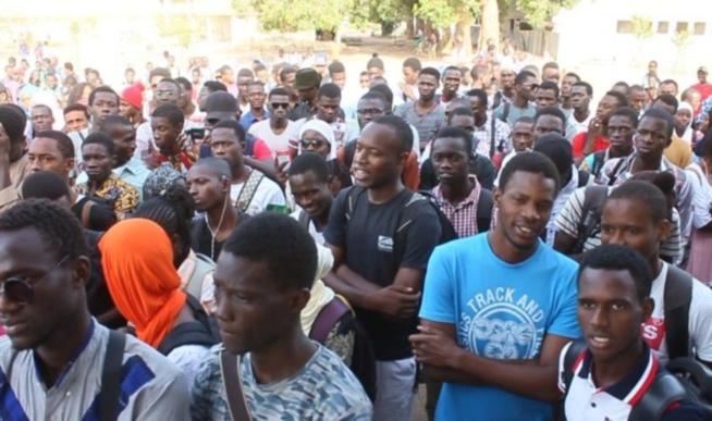 Université Assane Seck-Ziguinchor: Les étudiants en colère contre le ministre Cheikh O. Hanne Université Assane Seck-Ziguinchor: Les étudiants en colère contre le ministre Cheikh O. Hanne