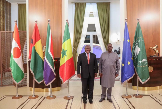 Forum paix et sécurité de Dakar : Le cocktail dînatoire de Macky offert à ses homologues Forum paix et sécurité de Dakar : Le cocktail dînatoire de Macky offert à ses homologues