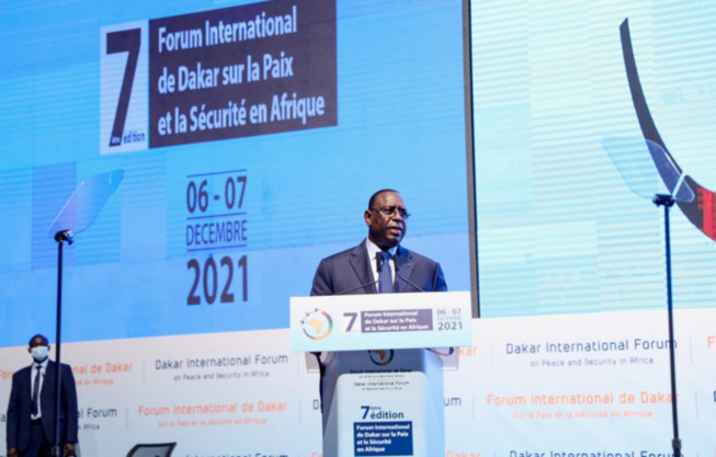 Macky Sall au 7e forum de Dakar: "La sécurité n’a pas de prix. Mais elle a un coût" Macky Sall au 7e forum de Dakar: "La sécurité n’a pas de prix. Mais elle a un coût"