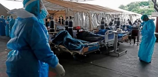Des bonnes nouvelles et un hic: ce que dit le premier rapport d’un hôpital sud-africain, épicentre de l'épidémie d’Omicron