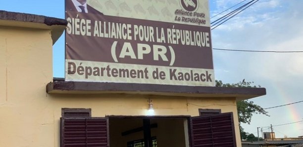 Apr Kaolack : Le Conseiller municipal Yaya Diallo et Cie claquent la porte Apr Kaolack : Le Conseiller municipal Yaya Diallo et Cie claquent la porte