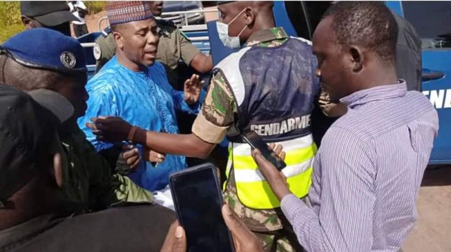 Bougane Guèye Dani arrêté par la gendarmerie Bougane Guèye Dani arrêté par la gendarmerie
