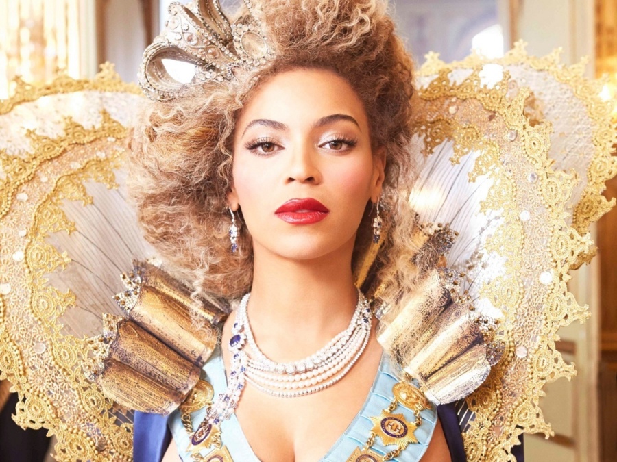 Beyonce "impolie, stupide et grossière", privée de visite des pyramides d'Egypte !