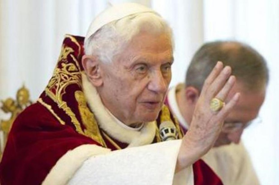 Benoit XVI : le pape corrige la date de naissance de Jesus Benoit XVI : le pape corrige la date de naissance de Jesus
