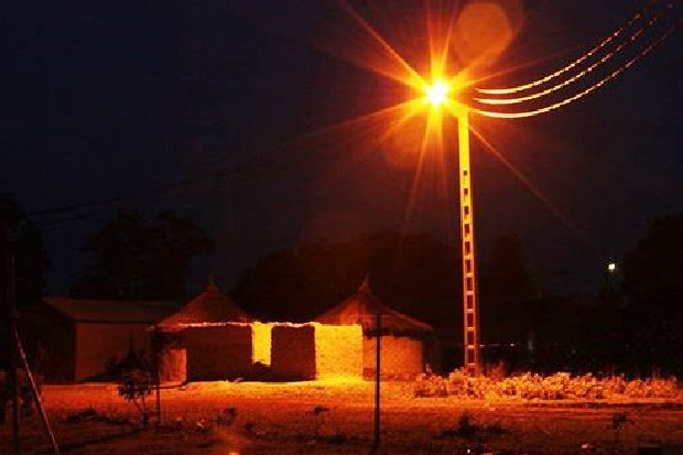 Electrification rurale à Vélingara : 200 villages vont sortir des ténèbres, d’ici fin 2022 Electrification rurale à Vélingara : 200 villages vont sortir des ténèbres, d’ici fin 2022