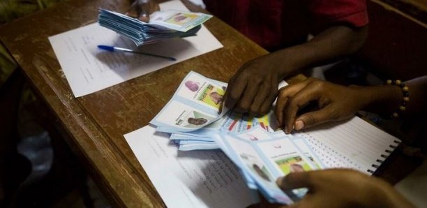 Mali : la Cédéao exige le maintien des élections en février et menace de nouvelles sanctions Mali : la Cédéao exige le maintien des élections en février et menace de nouvelles sanctions