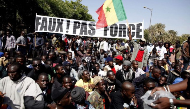 Rassemblement du 17 décembre 2021: FRAPP et Y en a marre mettent la pression sur le Préfet de Dakarr... Rassemblement du 17 décembre 2021: FRAPP et Y en a marre mettent la pression sur le Préfet de Dakarr...