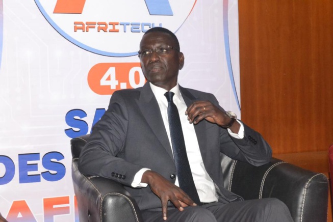 En images du salon des startups avec le cercle des jeunes entrepreneurs du MDES En images du salon des startups avec le cercle des jeunes entrepreneurs du MDES