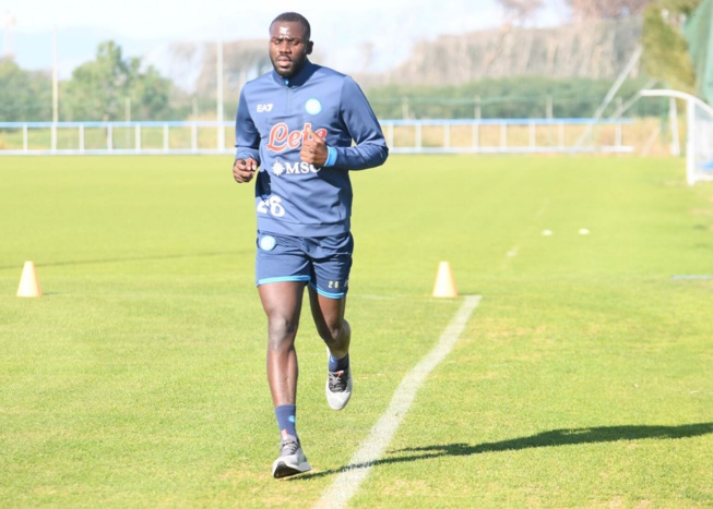 Naples: Kalidou Koulibaly a repris l’entrainement individuel Naples: Kalidou Koulibaly a repris l’entrainement individuel