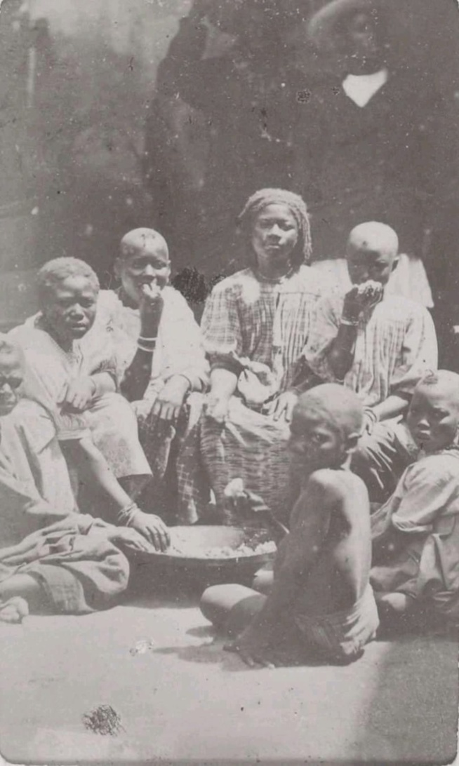 Les Dieng maure sont plutôt de la descendance de Abdalah Bouri Fall Dieng
