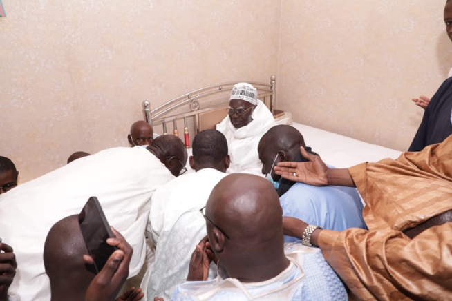 Le candidat à la mairie de Dakar, Abdoulaye Diouf Sarr reçu par Khalif général des mourides Le candidat à la mairie de Dakar, Abdoulaye Diouf Sarr reçu par Khalif général des mourides