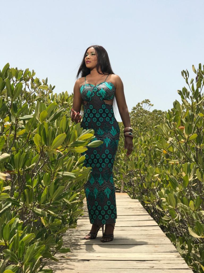 VIDEO OFFICIELLE: L'artiste Chadia met sur le marché WEROU WAAY