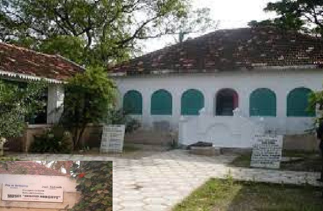 Le musée Mbinde Diogoye en délabrement : un patrimoine Senghorien en péril Le musée Mbinde Diogoye en délabrement : un patrimoine Senghorien en péril
